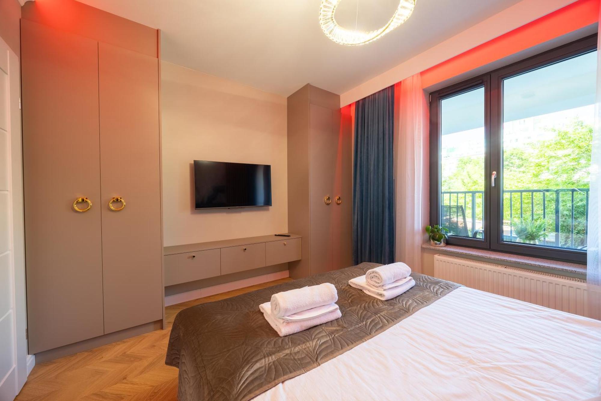 Golden Park Aparthotel Щецин Экстерьер фото