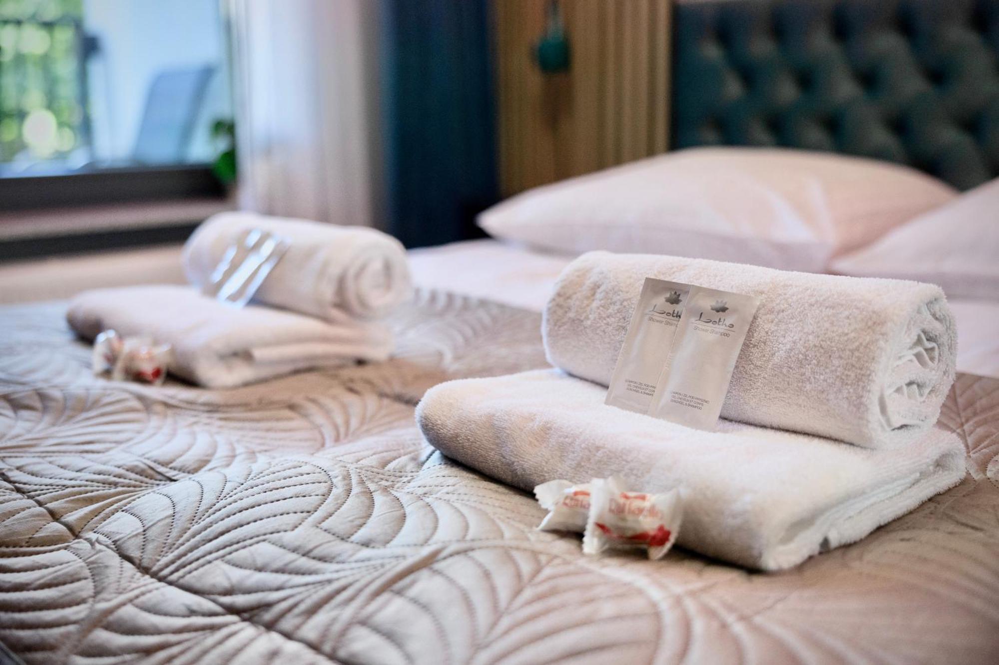 Golden Park Aparthotel Щецин Экстерьер фото