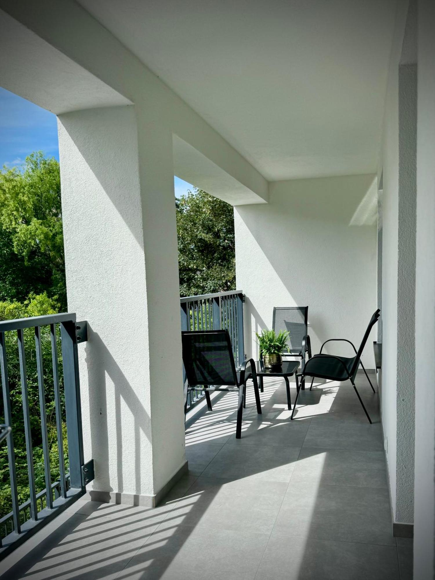 Golden Park Aparthotel Щецин Экстерьер фото